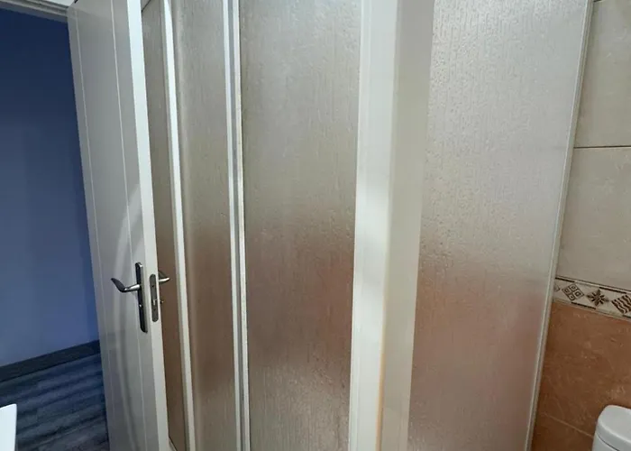 Americas 1-bed Sleeps 5 Pool Parking *